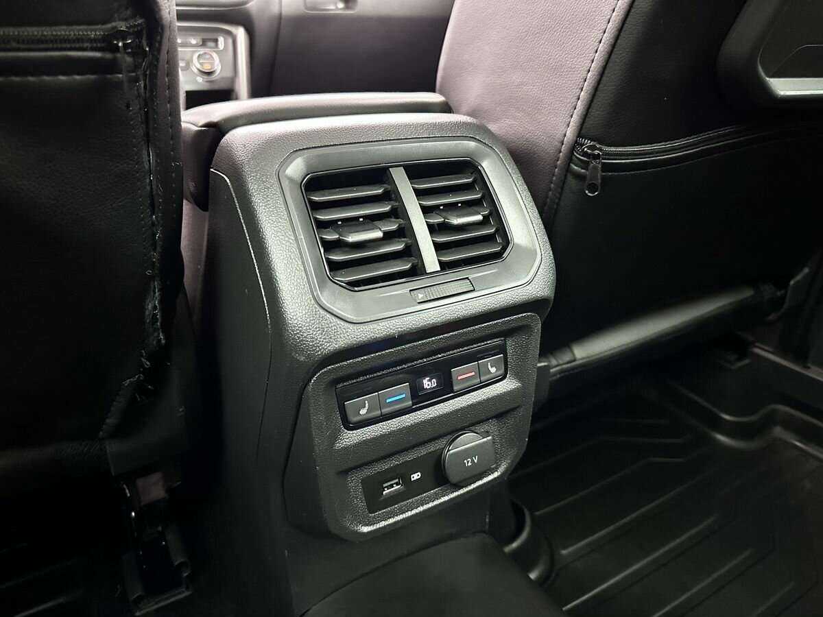 Купить Volkswagen Tiguan, 2018, 95 680 км.. Фото: #16