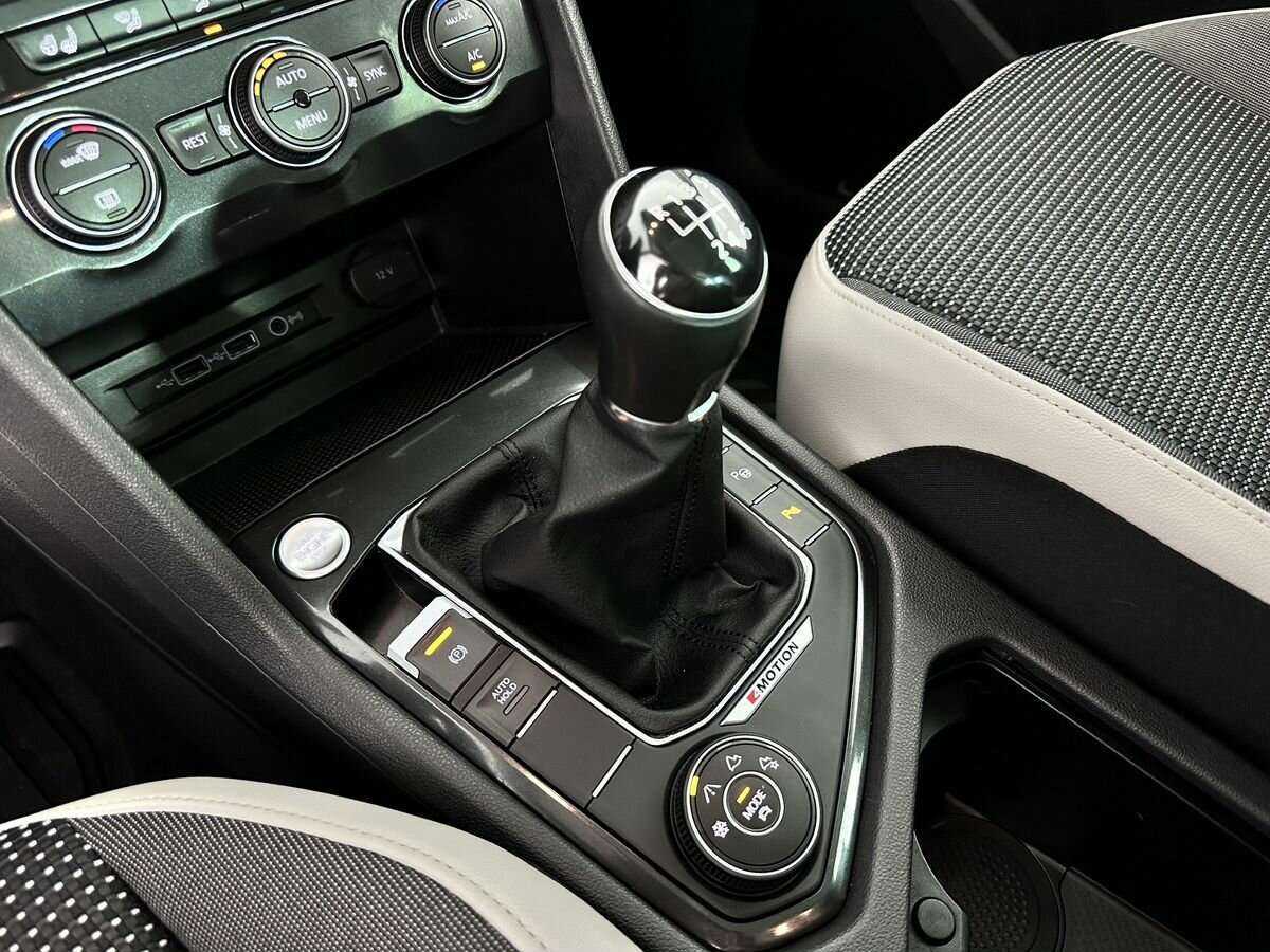 Купить Volkswagen Tiguan, 2019, 82 960 км.. Фото: #12