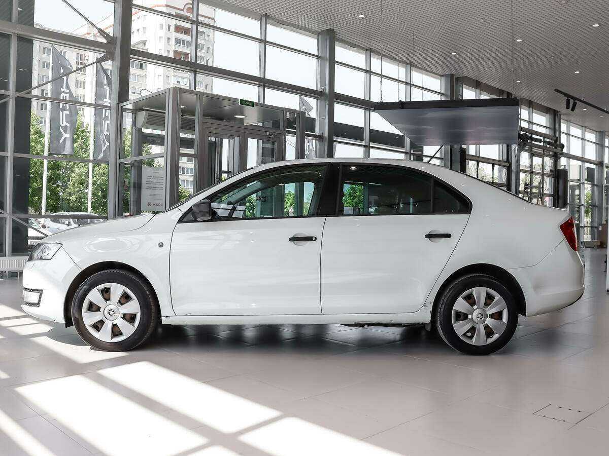 Купить Skoda Rapid, 2016, 63 428 км.. Фото: #2