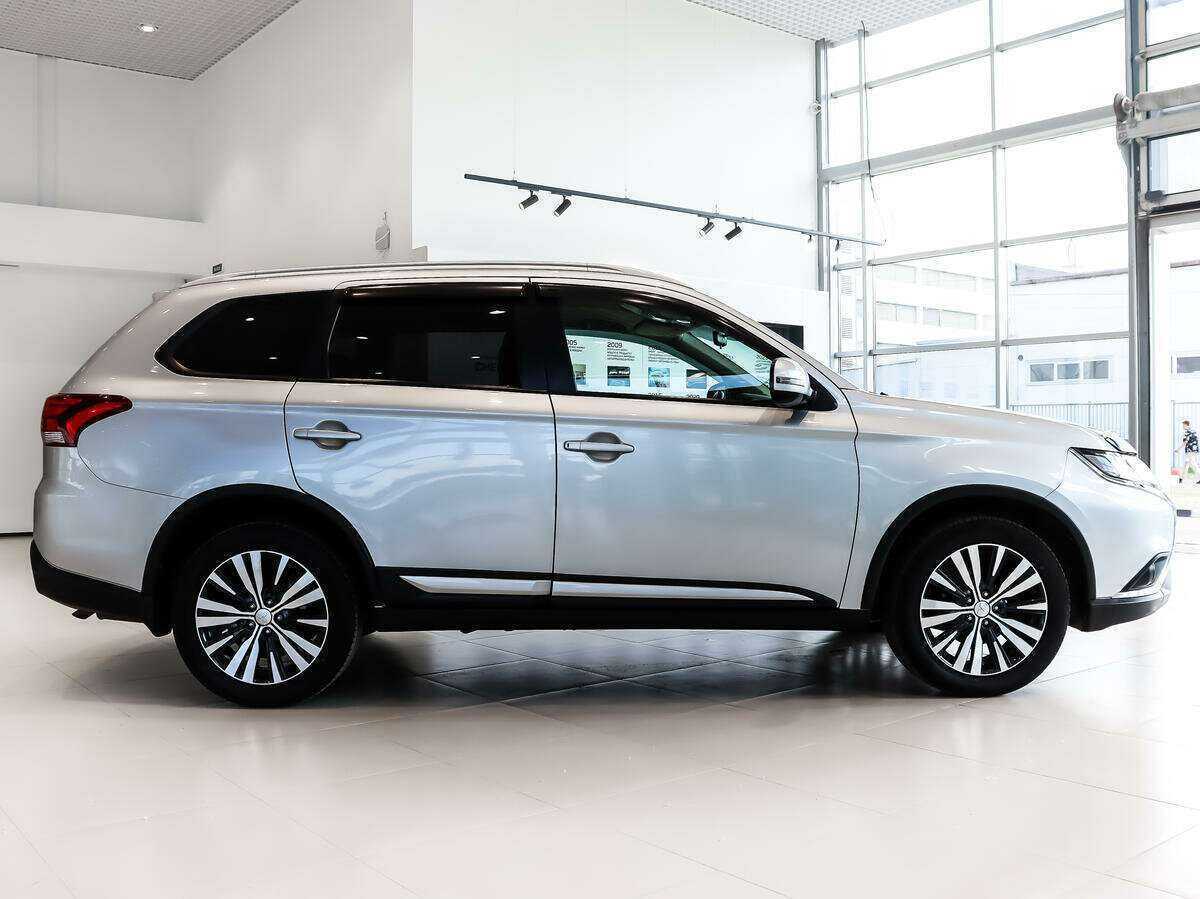 Купить Mitsubishi Outlander, 2019, 69 017 км.. Фото: #3