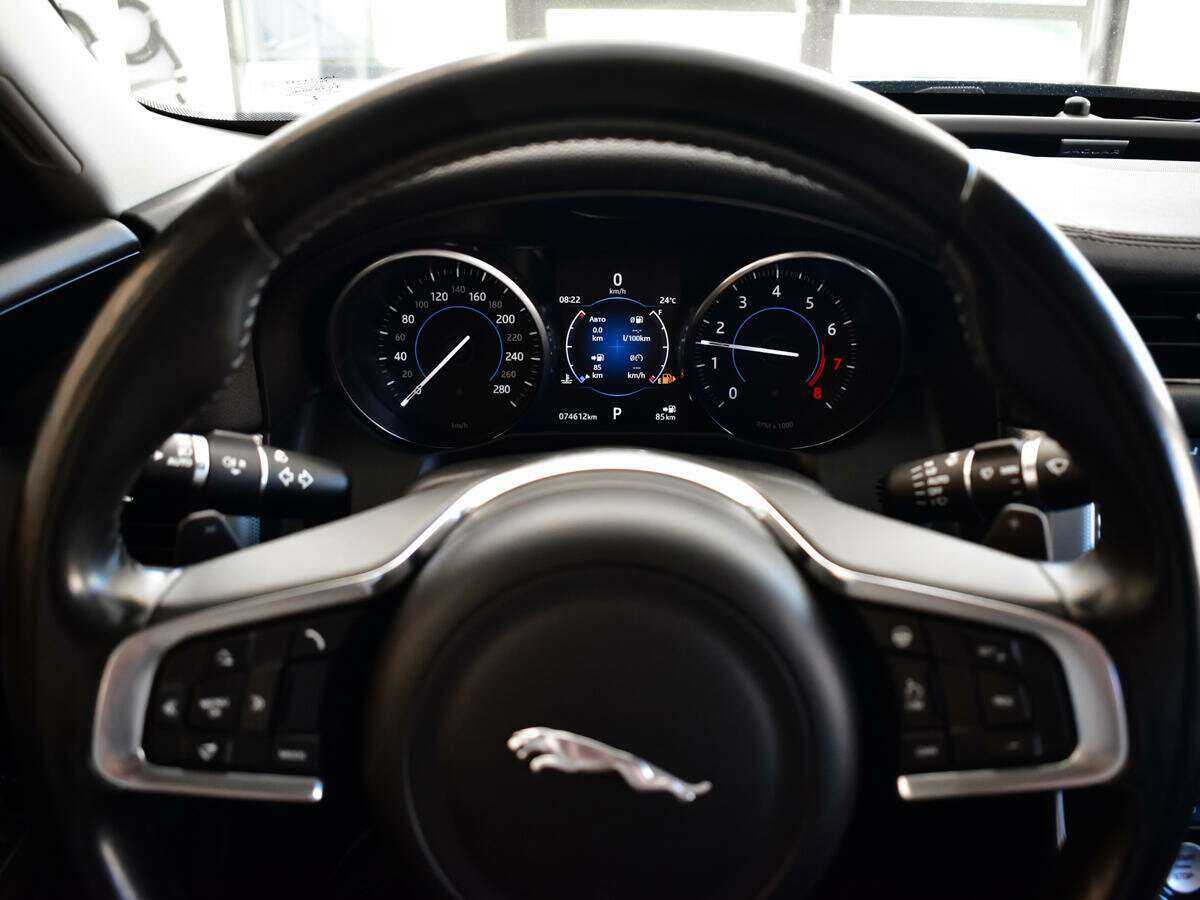 Купить Jaguar XF, 2017, 74 452 км.. Фото: #9