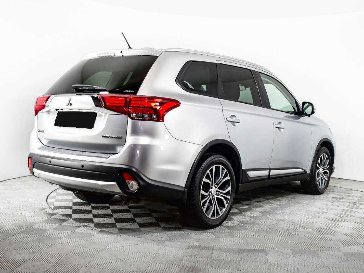 Купить Mitsubishi Outlander, 2016, 76 674 км.. Фото: #4