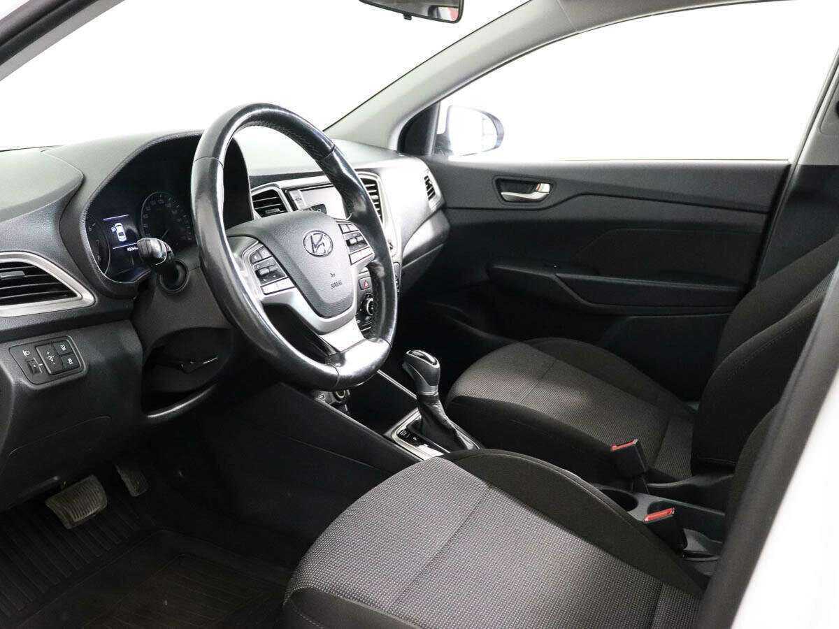 Купить Hyundai Solaris, 2019, 39 440 км.. Фото: #6