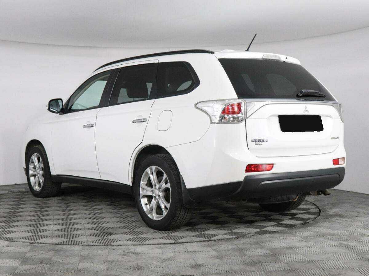 Купить Mitsubishi Outlander, 2012, 145 499 км.. Фото: #6
