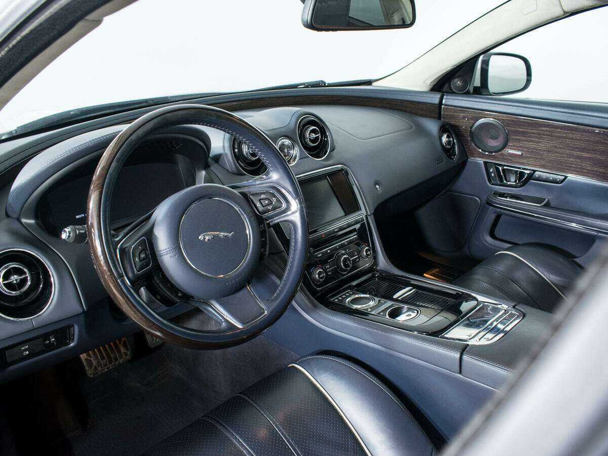Купить Jaguar XJ, 2014, 98 380 км.. Фото: #12