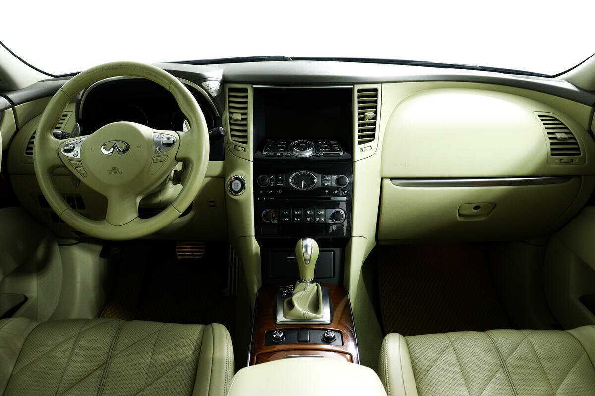 Купить Infiniti FX, 2012, 147 921 км.. Фото: #10