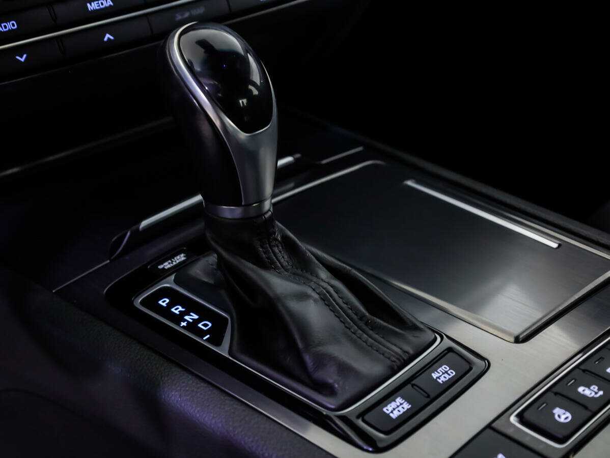 Купить Hyundai Genesis, 2014, 162 218 км.. Фото: #15