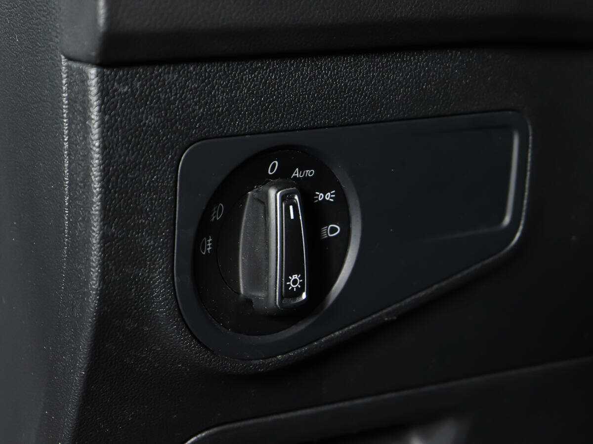 Купить Volkswagen Tiguan, 2018, 95 970 км.. Фото: #16