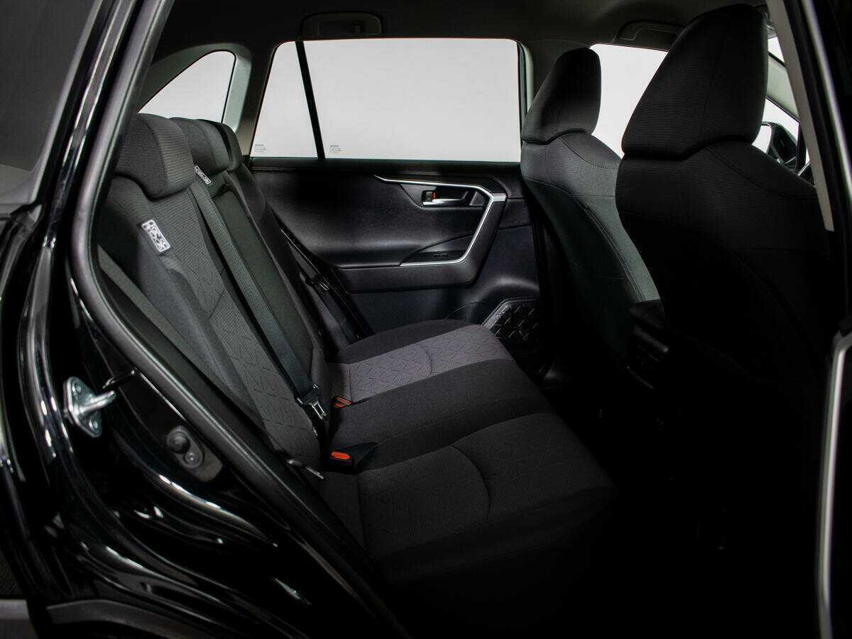 Купить Toyota RAV4, 2020, 21 027 км.. Фото: #9