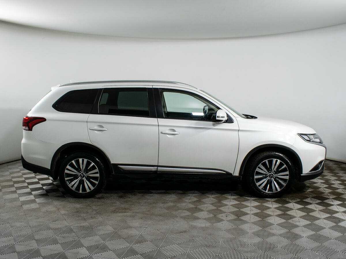 Купить Mitsubishi Outlander, 2020, 97 562 км.. Фото: #3