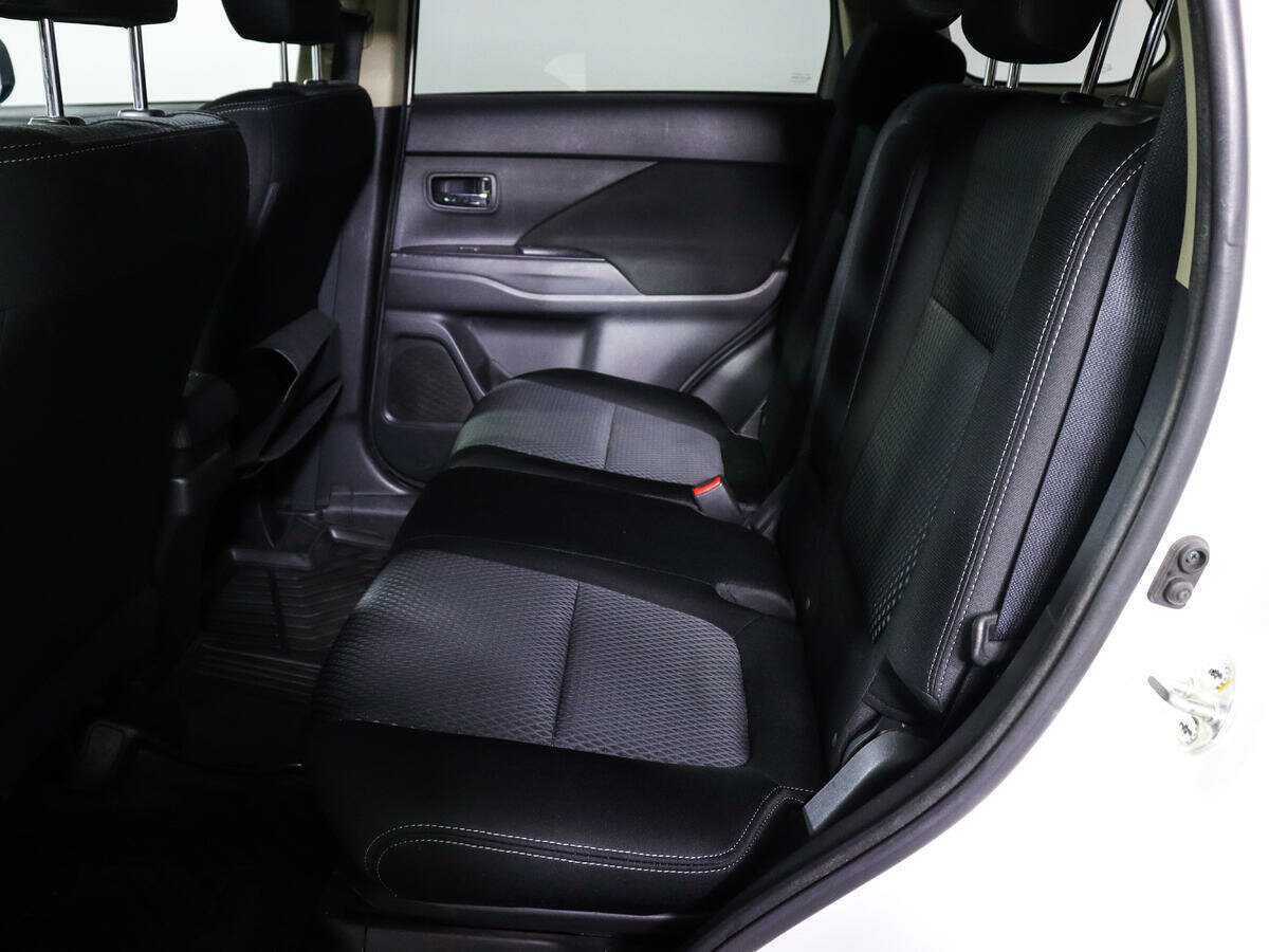 Купить Mitsubishi Outlander, 2018, 197 000 км.. Фото: #7