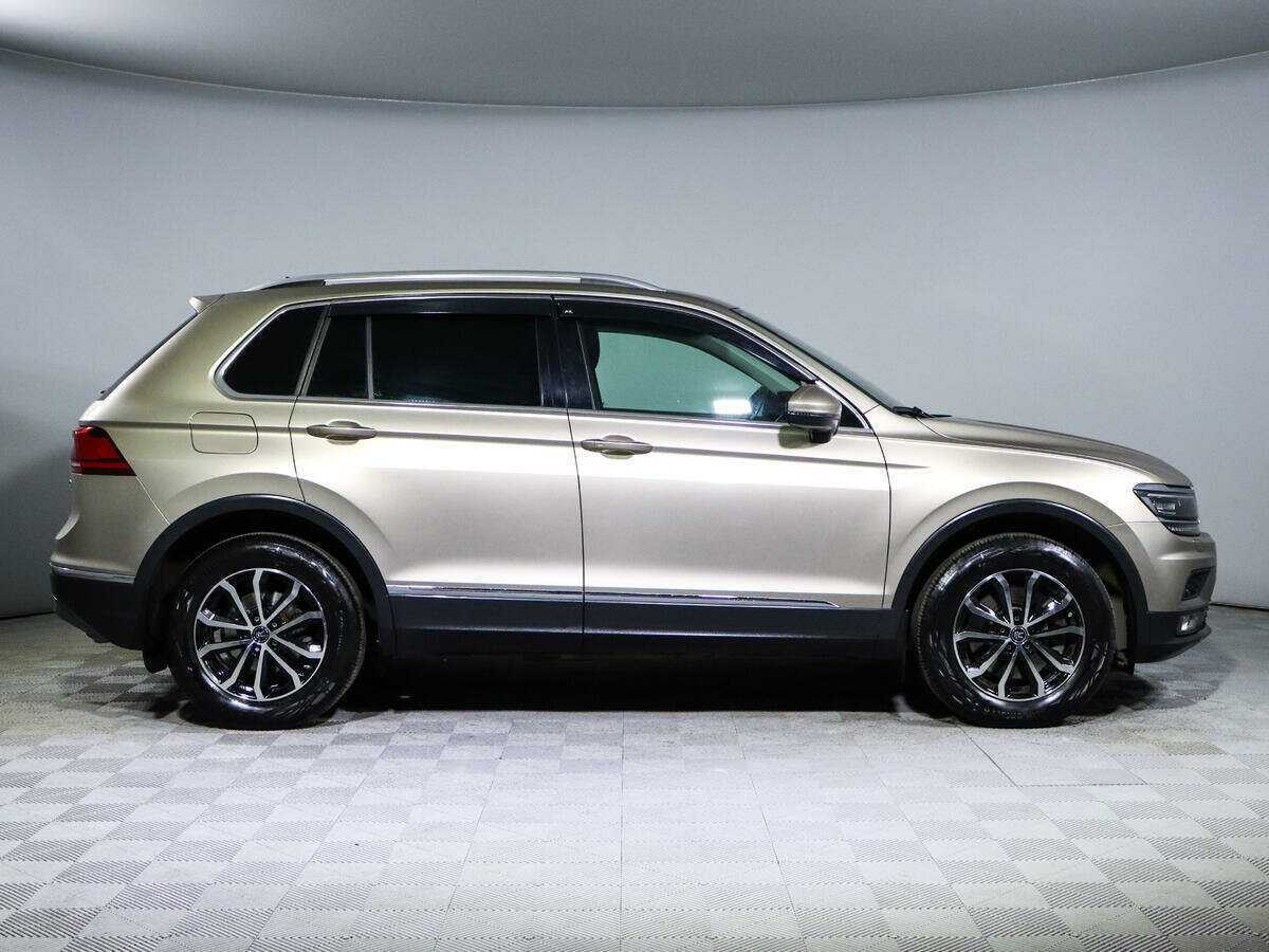 Купить Volkswagen Tiguan, 2018, 67 721 км.. Фото: #3