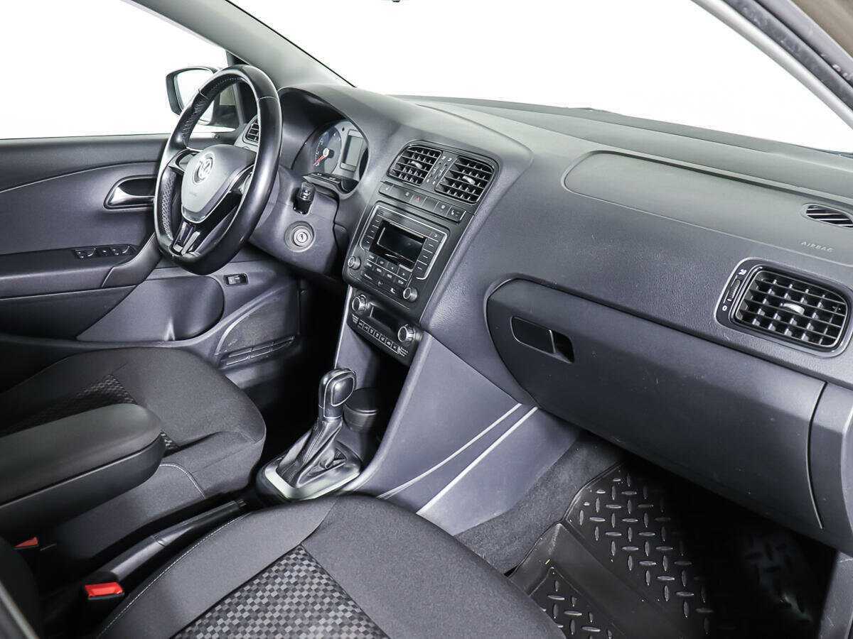 Купить Volkswagen Polo, 2017, 97 800 км.. Фото: #7