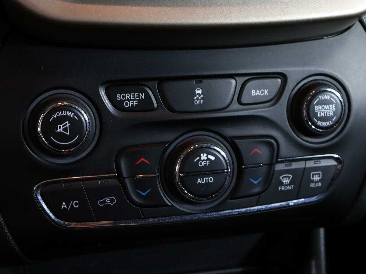 Купить Jeep Cherokee, 2014, 162 681 км.. Фото: #15