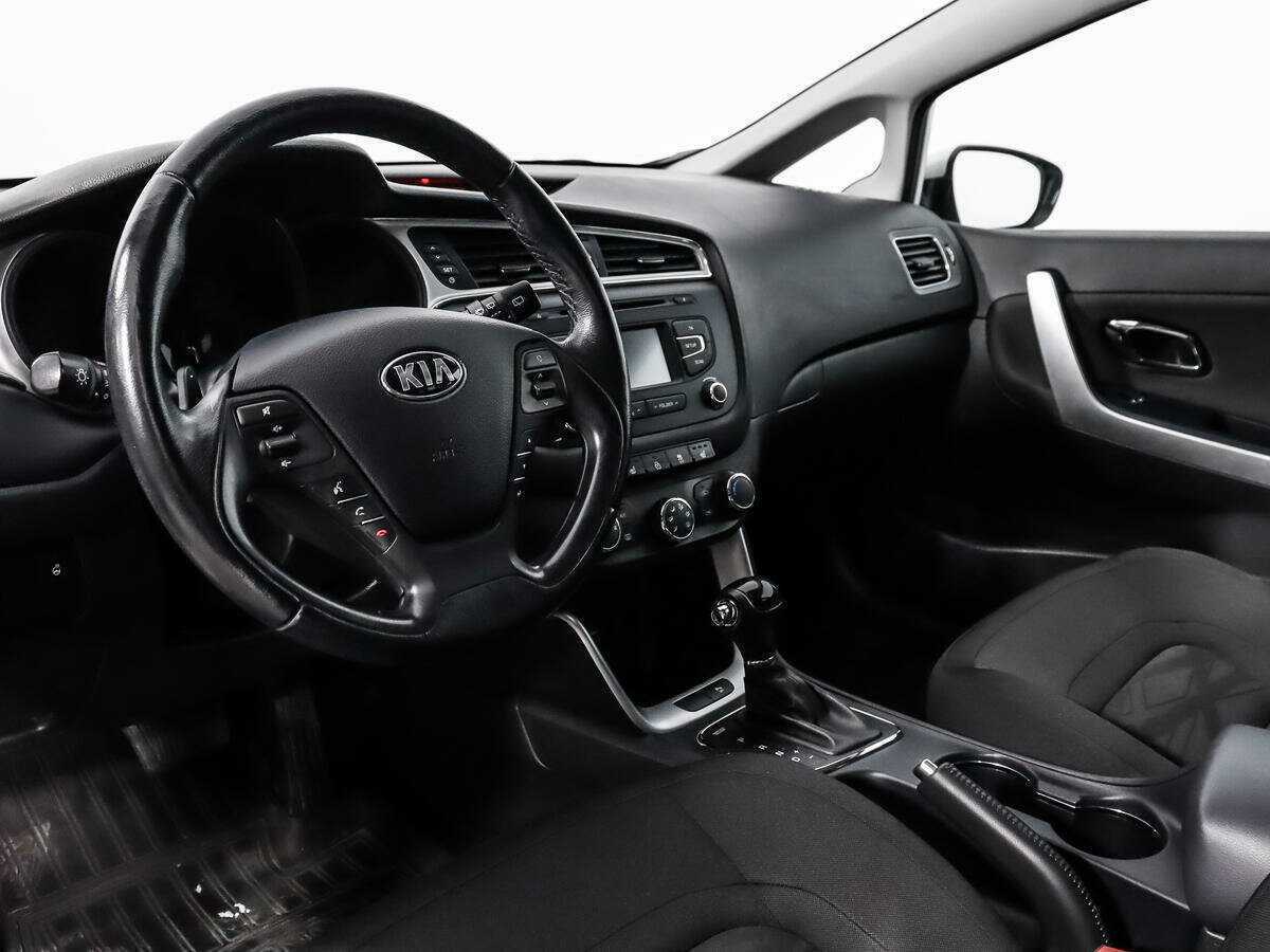 Купить Kia Ceed, 2016, 60 104 км.. Фото: #8