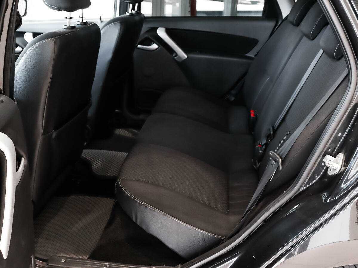 Купить Lada (ВАЗ) Granta, 2016, 76 463 км.. Фото: #9