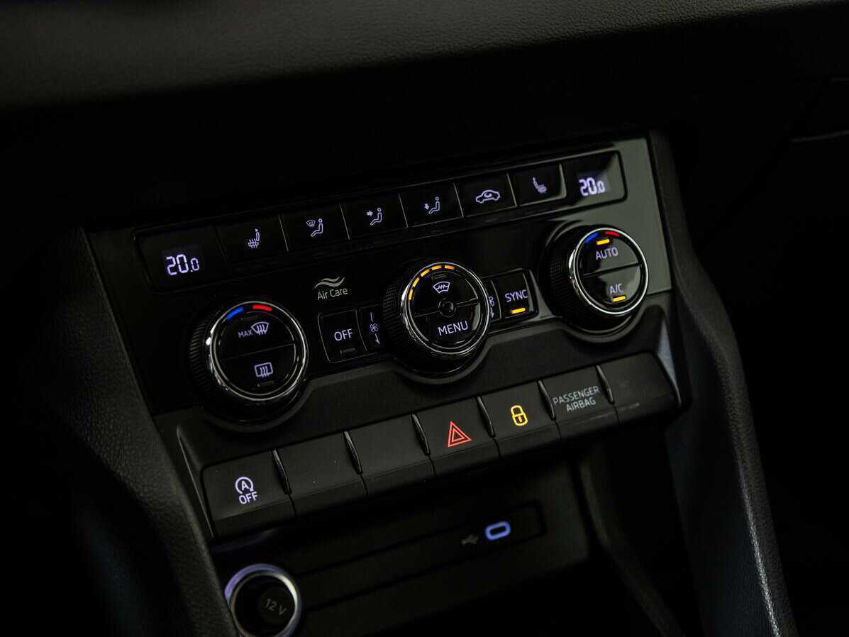 Купить Skoda Karoq, 2020, 92 200 км.. Фото: #14