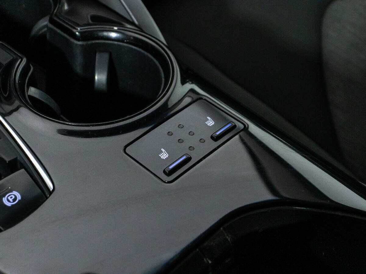 Купить Toyota Camry, 2019, 139 690 км.. Фото: #17