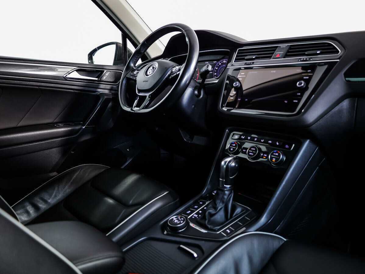 Купить Volkswagen Tiguan, 2018, 58 273 км.. Фото: #7
