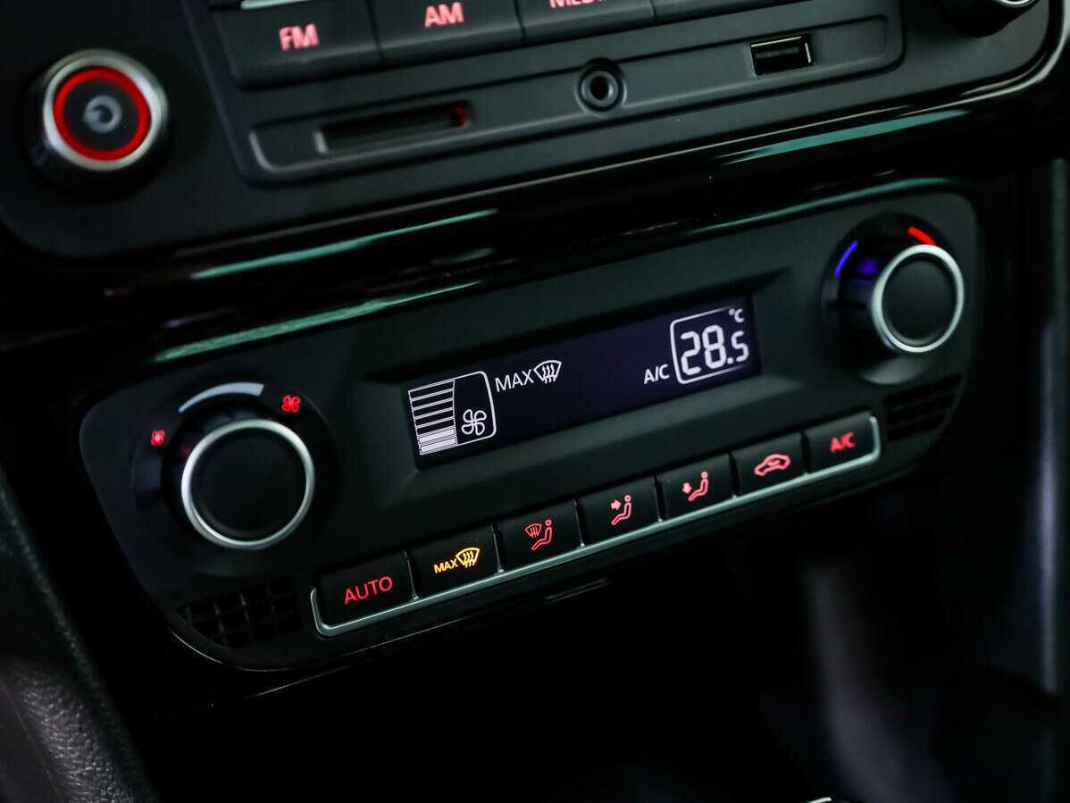 Купить Volkswagen Polo, 2017, 113 989 км.. Фото: #13