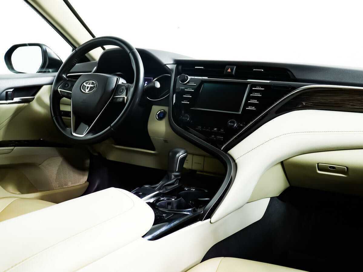 Купить Toyota Camry, 2019, 96 170 км.. Фото: #8