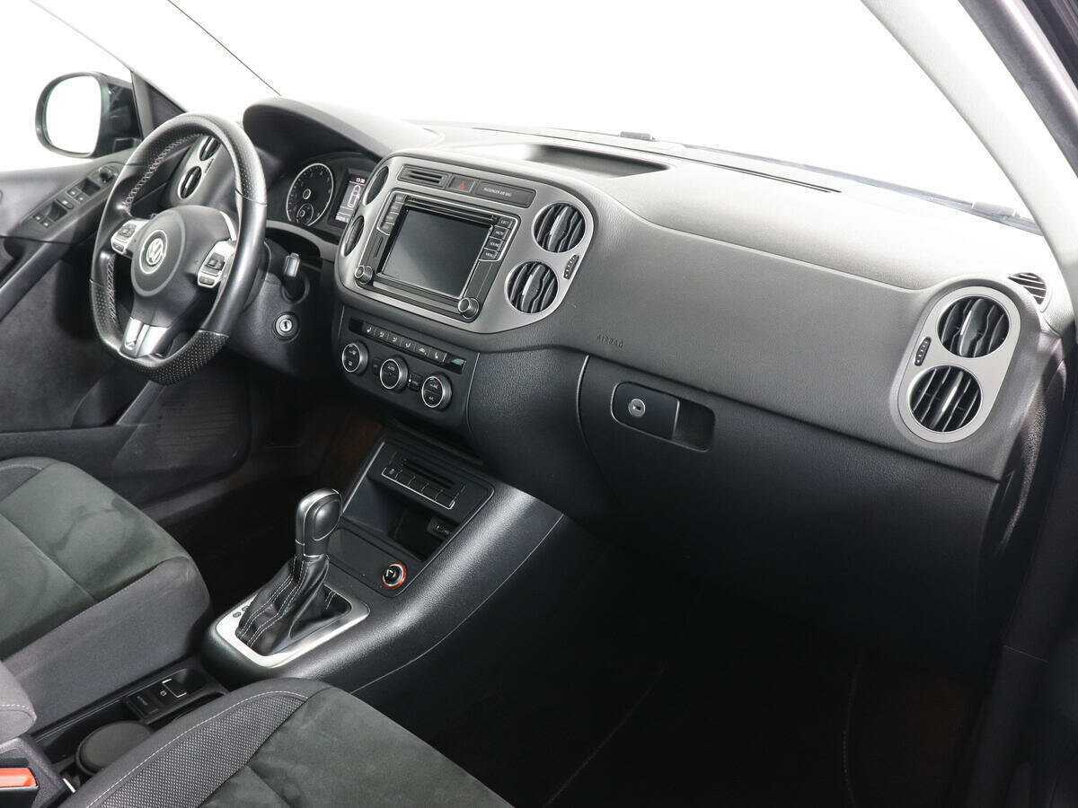 Купить Volkswagen Tiguan, 2016, 102 010 км.. Фото: #9