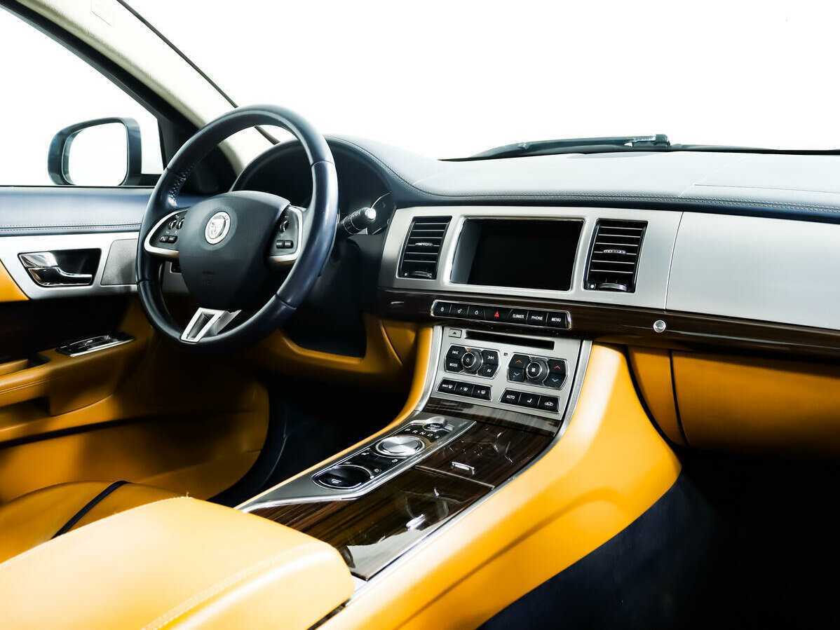 Купить Jaguar XF, 2012, 137 208 км.. Фото: #6