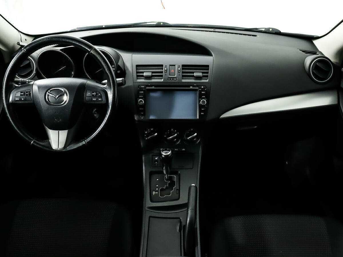 Купить Mazda 3, 2013, 177 272 км.. Фото: #10
