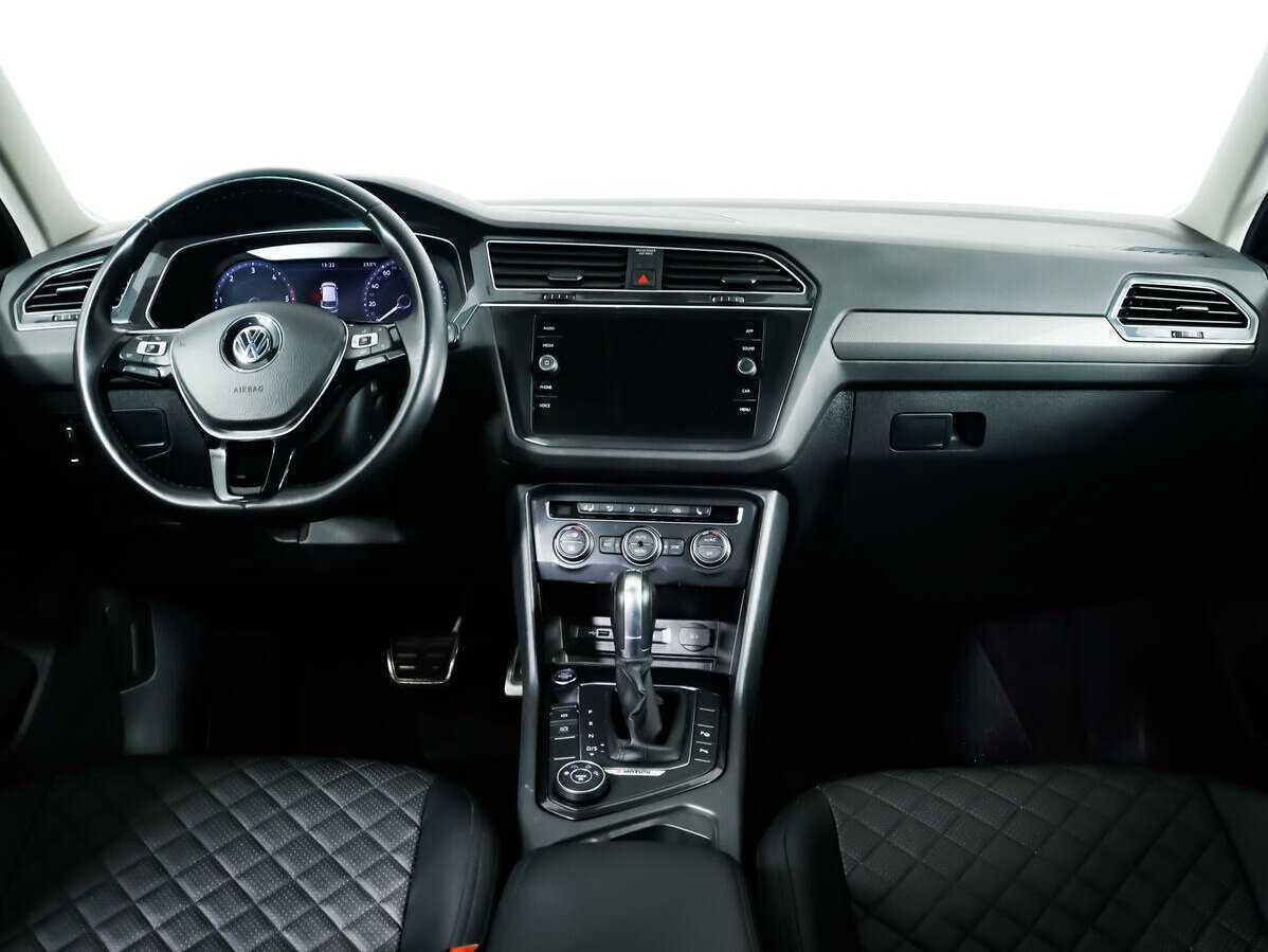 Купить Volkswagen Tiguan, 2018, 39 862 км.. Фото: #10