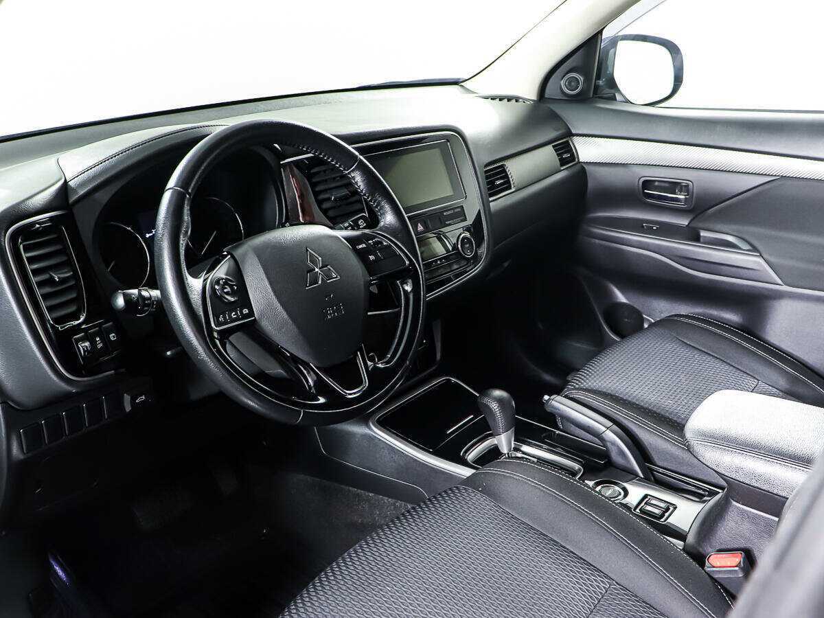 Купить Mitsubishi Outlander, 2018, 83 532 км.. Фото: #11
