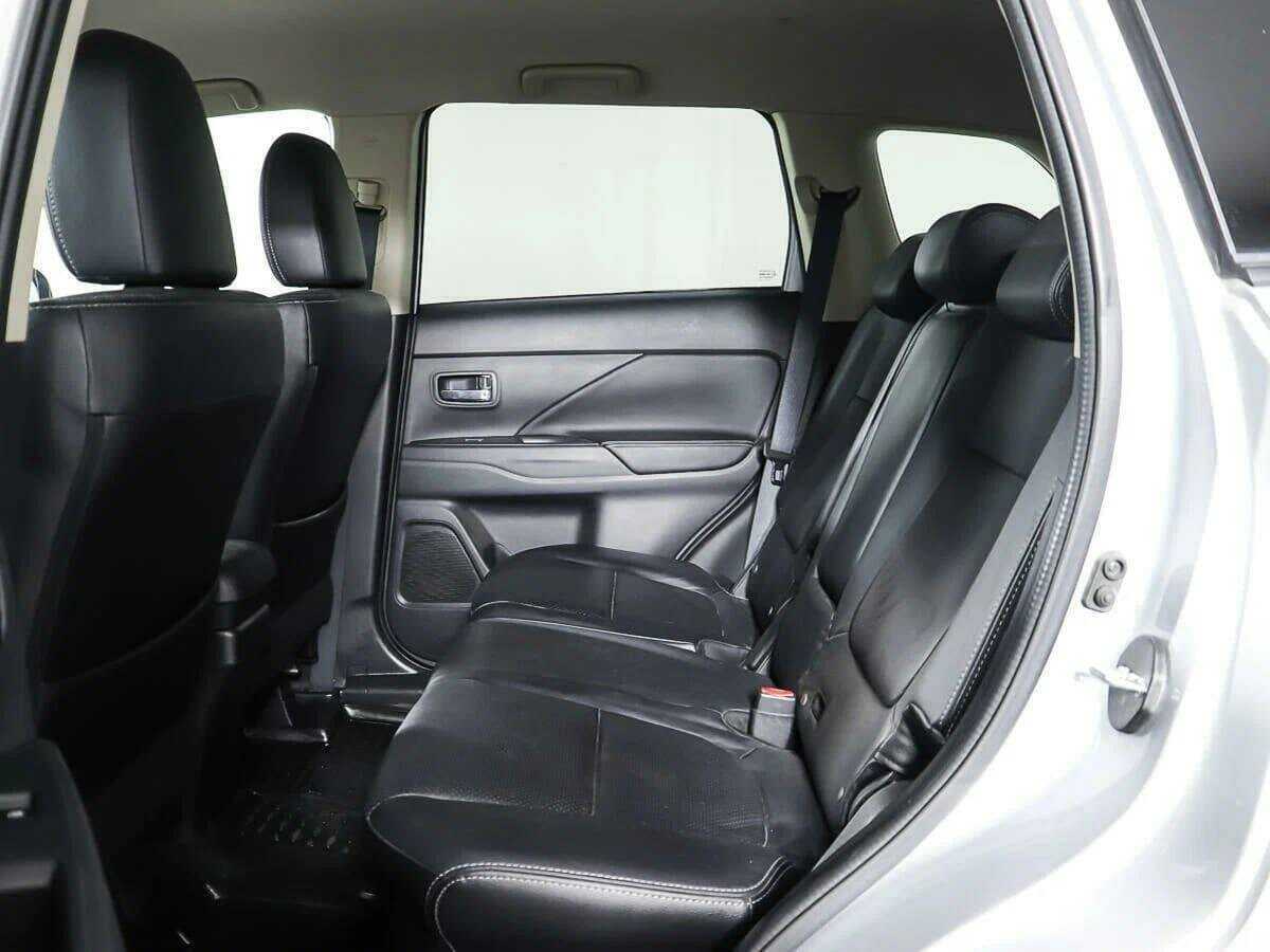 Купить Mitsubishi Outlander, 2016, 60 538 км.. Фото: #12