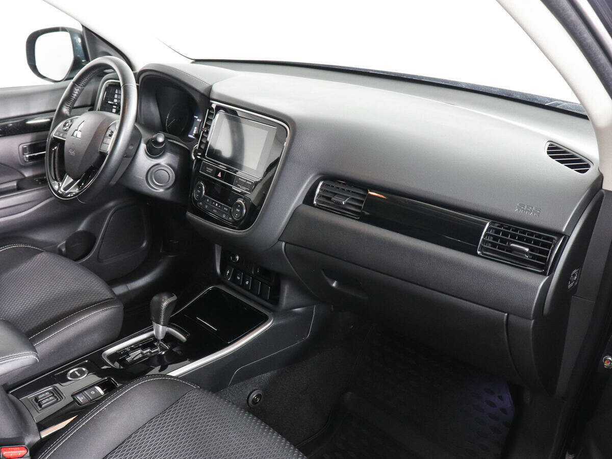Купить Mitsubishi Outlander, 2019, 170 500 км.. Фото: #9