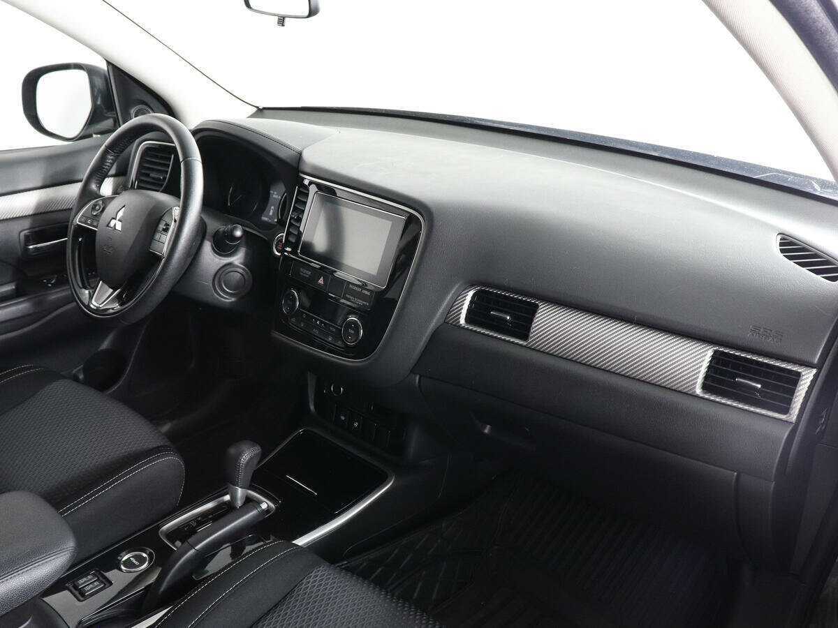 Купить Mitsubishi Outlander, 2018, 88 885 км.. Фото: #9