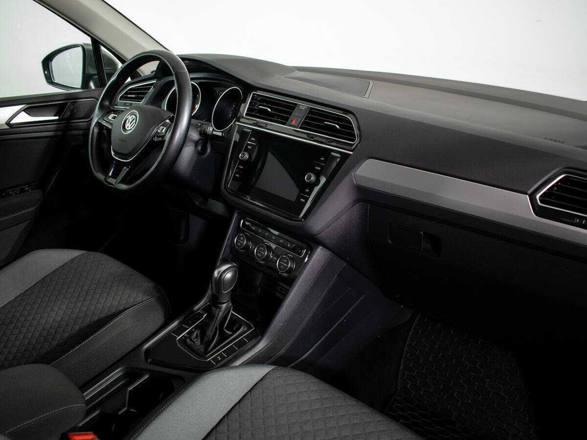 Купить Volkswagen Tiguan, 2020, 75 530 км.. Фото: #6