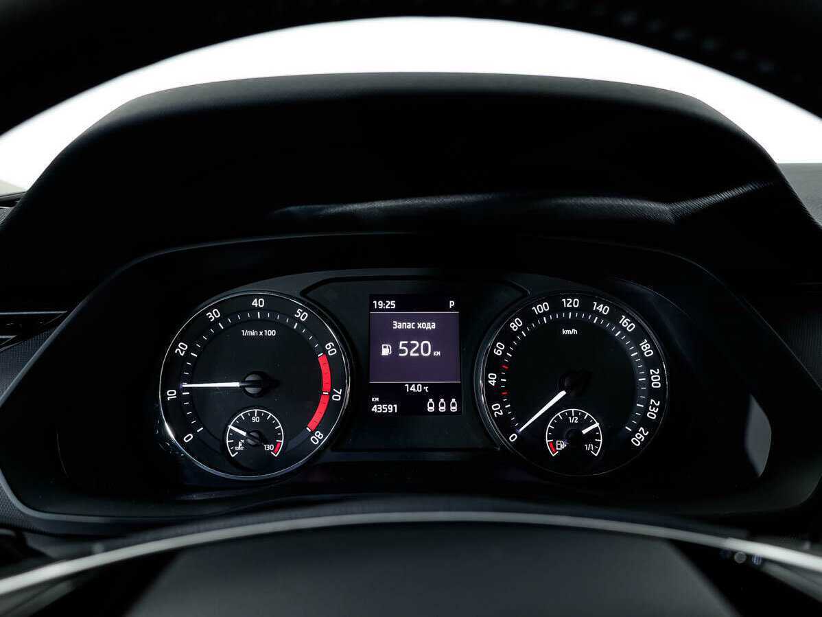 Купить Skoda Octavia, 2021, 43 591 км.. Фото: #17