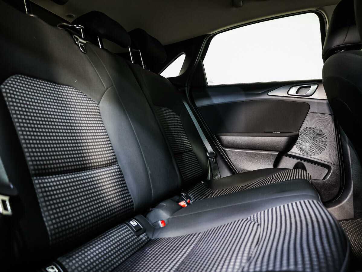 Купить Kia Ceed, 2018, 161 910 км.. Фото: #11