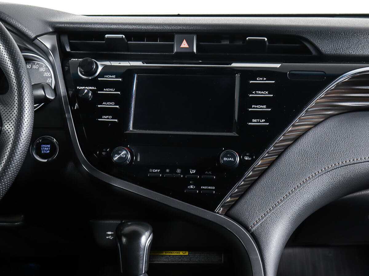 Купить Toyota Camry, 2019, 62 266 км.. Фото: #10
