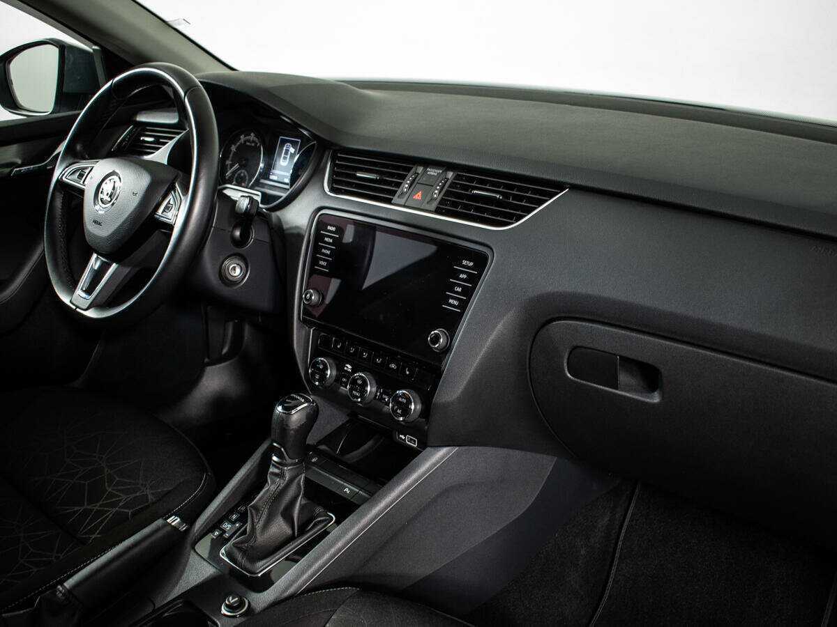 Купить Skoda Octavia, 2018, 127 297 км.. Фото: #8