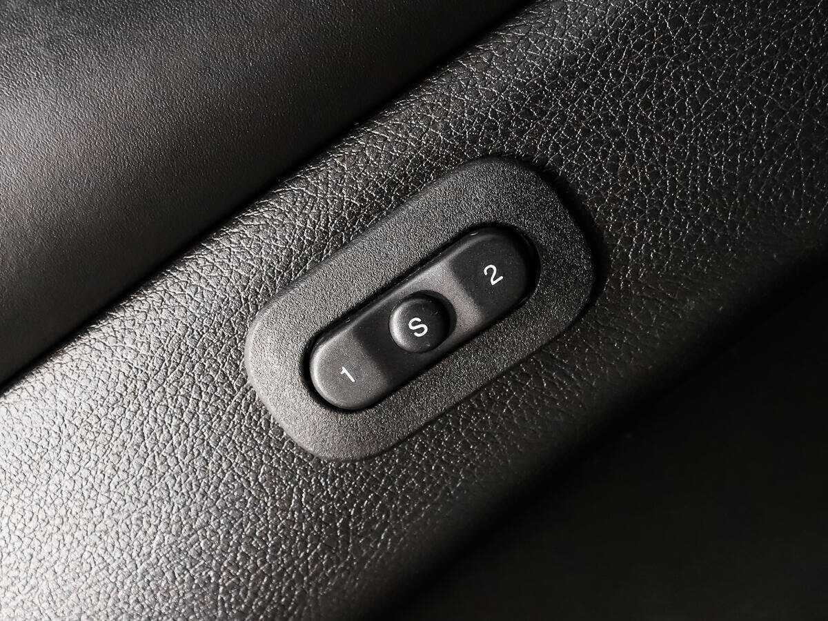 Купить Jeep Grand Cherokee, 2016, 109 574 км.. Фото: #9