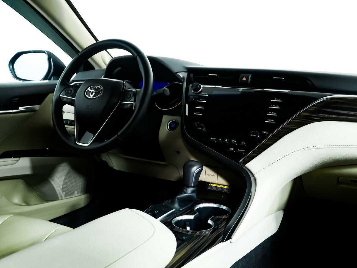 Купить Toyota Camry, 2020, 51 314 км.. Фото: #8