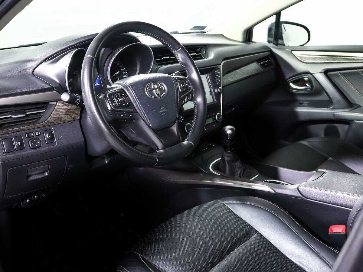 Купить Toyota Avensis, 2018, 138 577 км.. Фото: #10