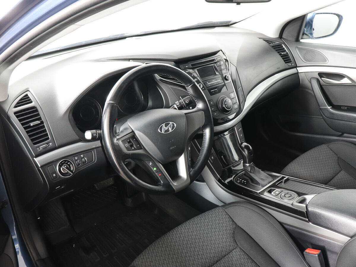 Купить Hyundai i40, 2015, 89 274 км.. Фото: #8