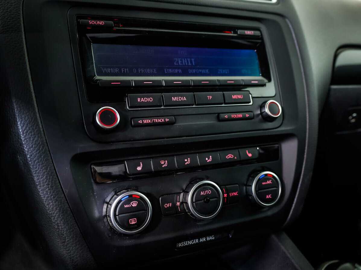 Купить Volkswagen Jetta, 2012, 182 859 км.. Фото: #12