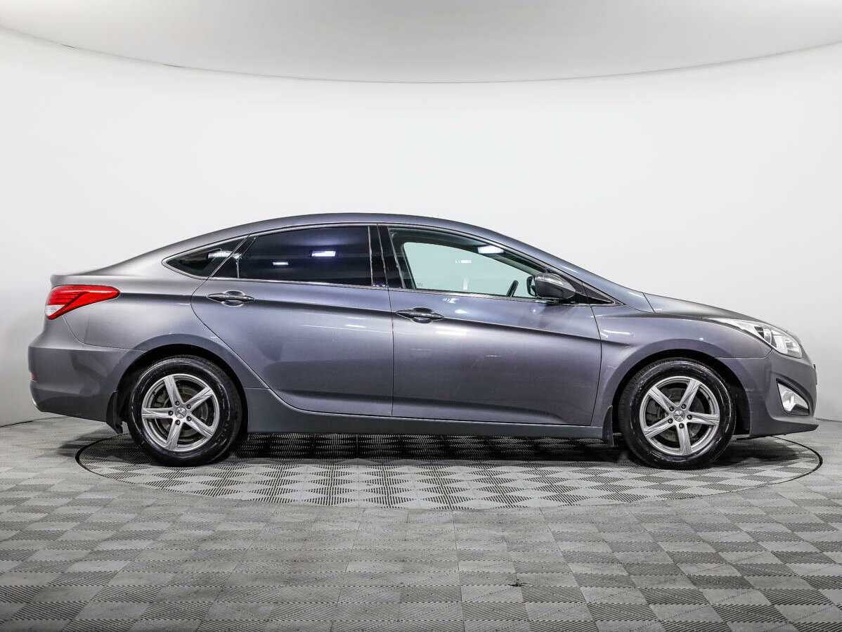 Купить Hyundai i40, 2015, 140 460 км.. Фото: #2