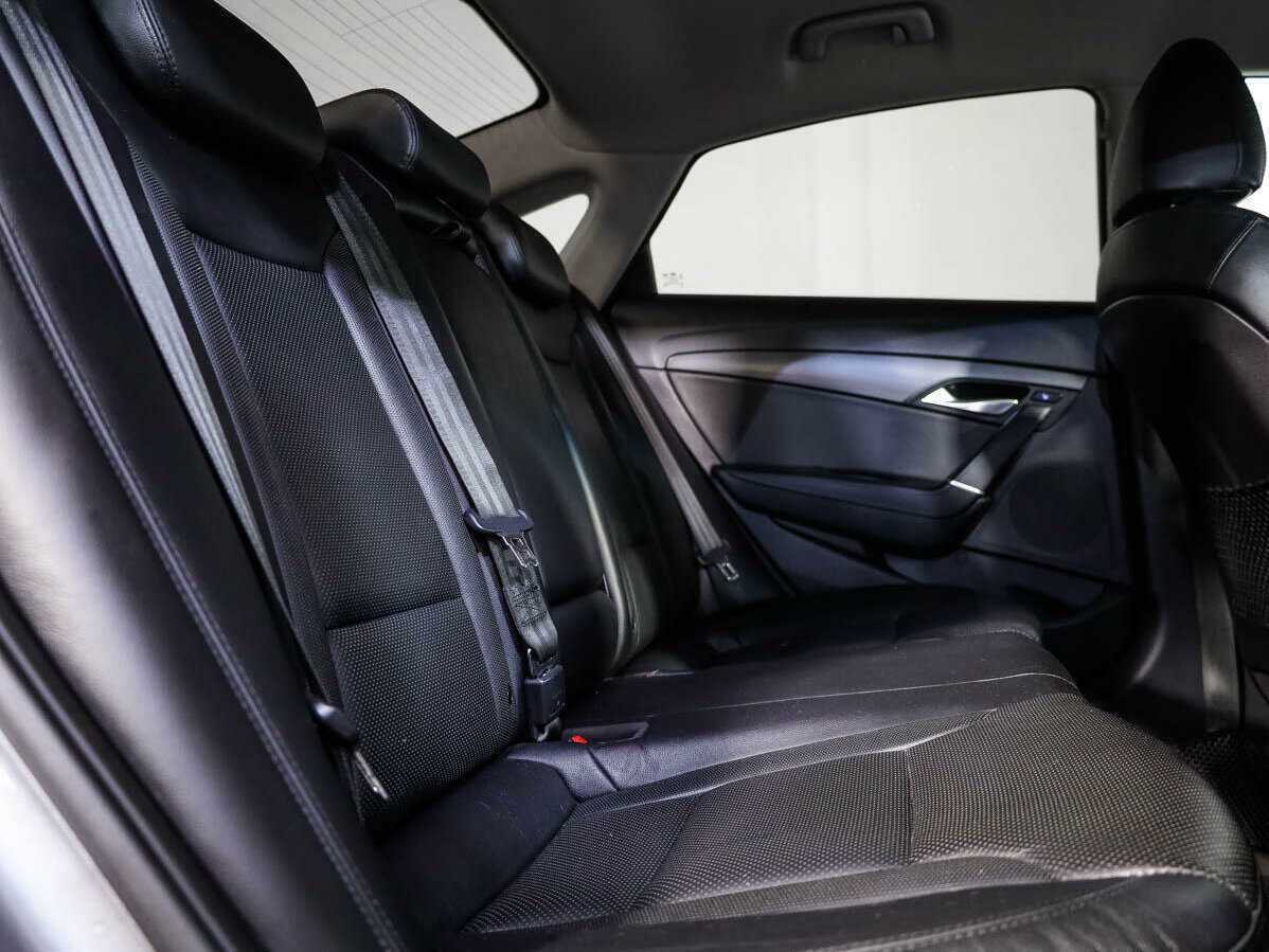 Купить Hyundai i40, 2015, 140 460 км.. Фото: #11