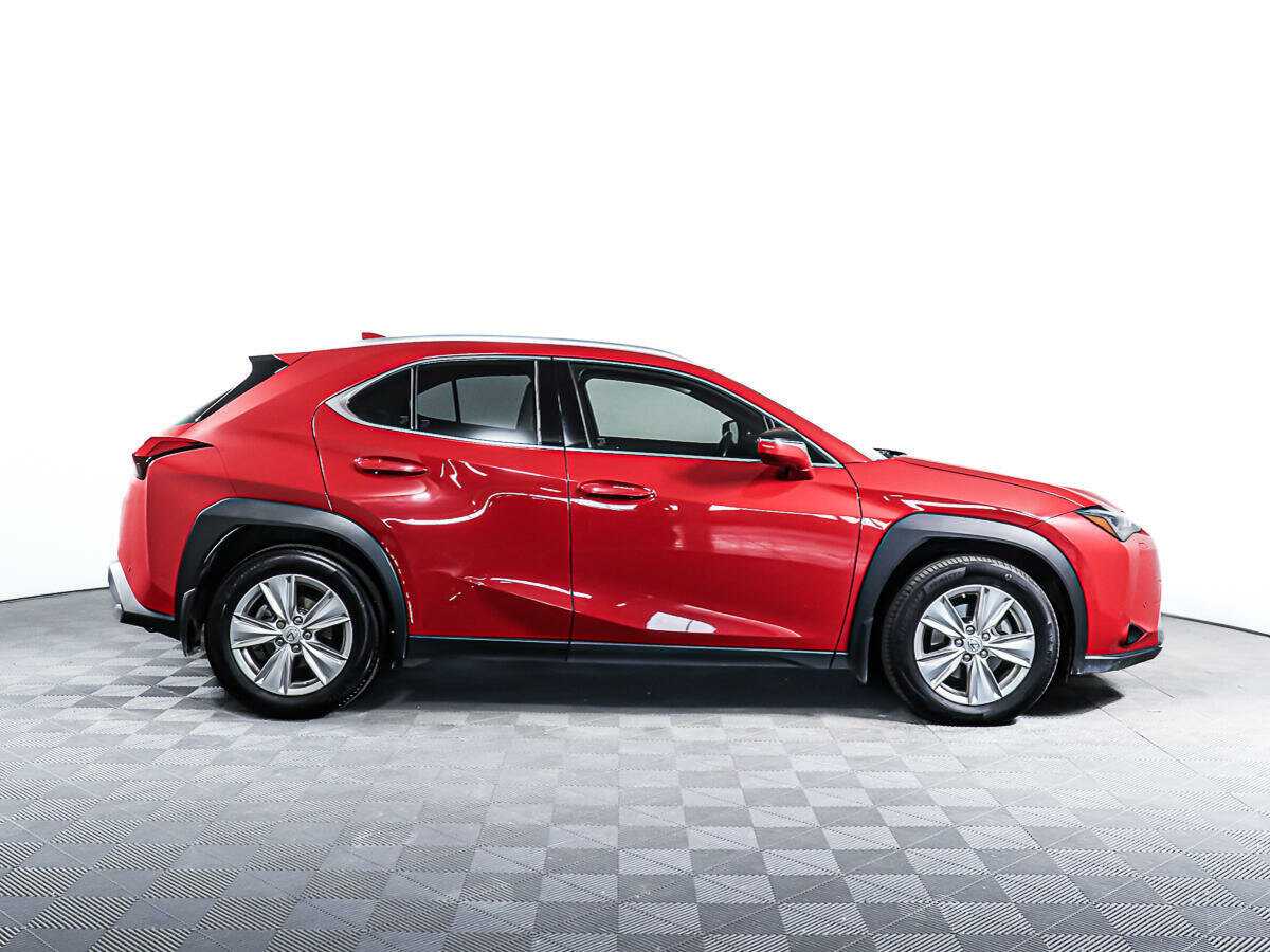 Купить Lexus UX, 2019, 100 349 км.. Фото: #1