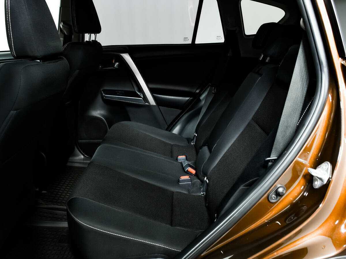 Купить Toyota RAV4, 2017, 78 668 км.. Фото: #11