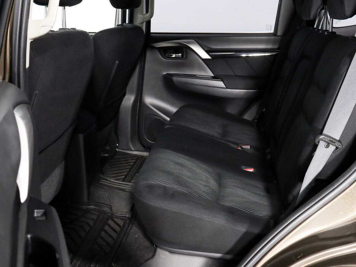 Купить Mitsubishi Pajero Sport, 2017, 90 735 км.. Фото: #11