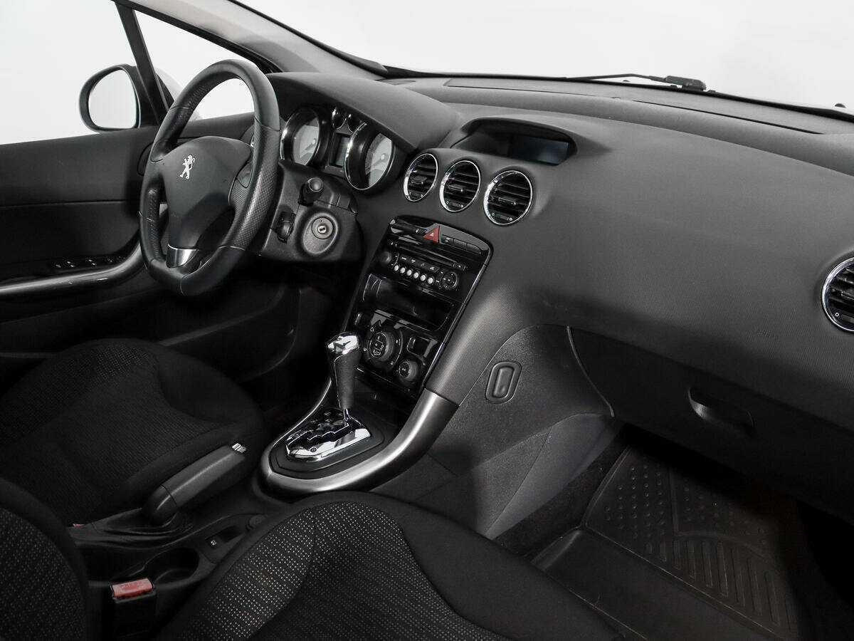 Купить Peugeot 308, 2012, 20 715 км.. Фото: #10