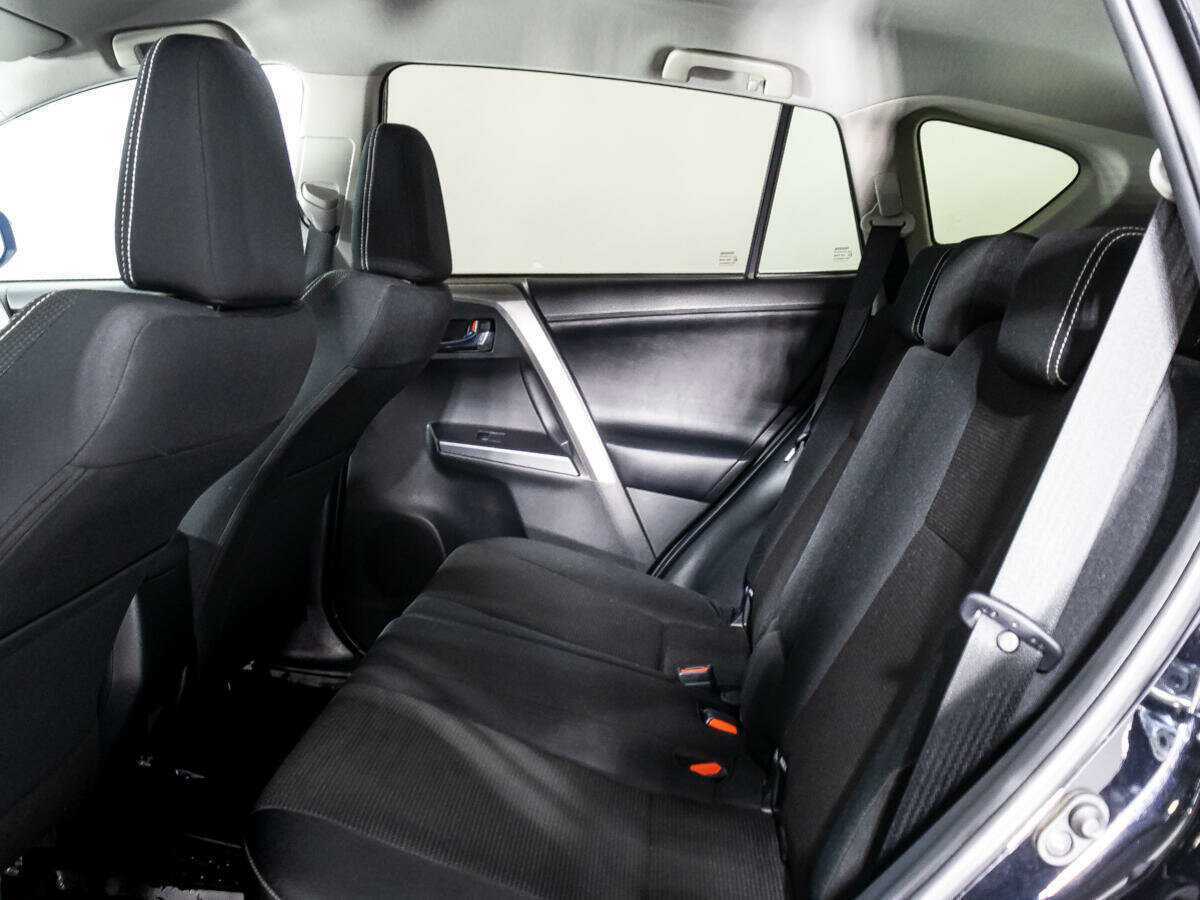 Купить Toyota RAV4, 2017, 44 360 км.. Фото: #8